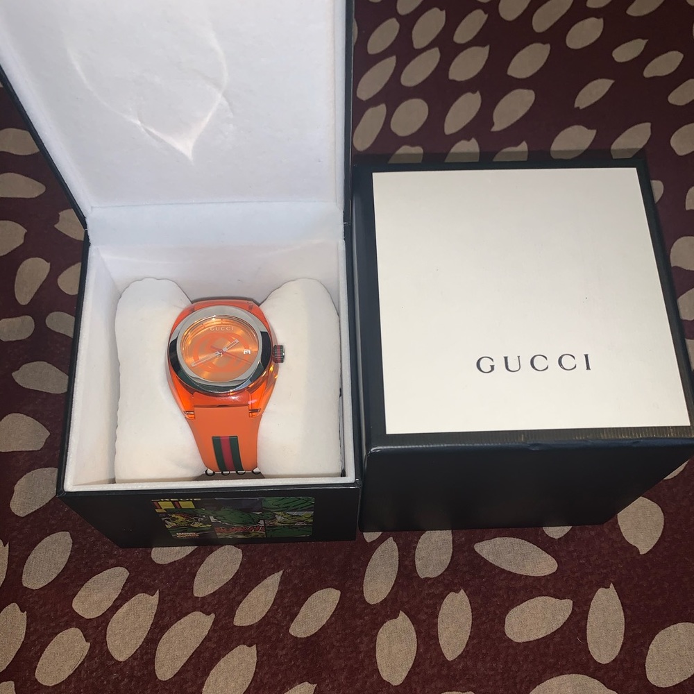 Gucci orange sync watch